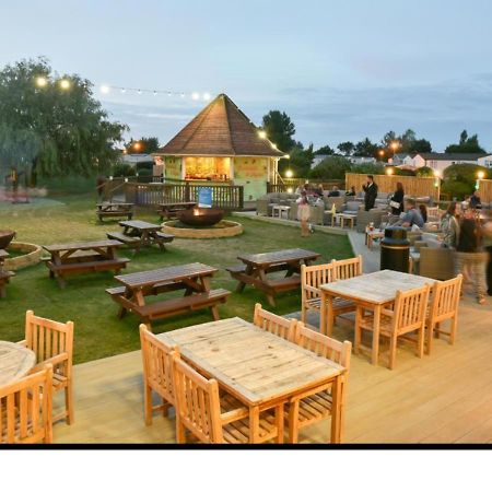 Private Rented Caravan Situated At Southview Holiday Park Winthorpe  외부 사진